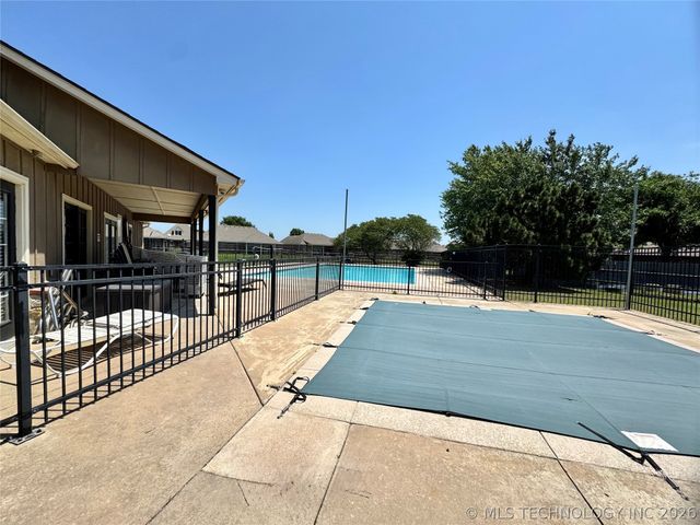 14901 E 87th Place N, Owasso, OK 74055
