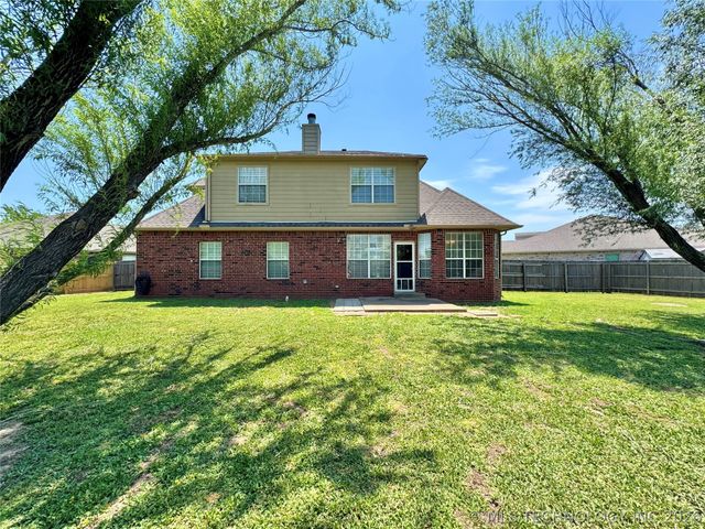 14901 E 87th Place N, Owasso, OK 74055