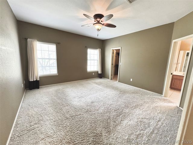 14901 E 87th Place N, Owasso, OK 74055