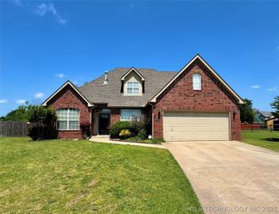 14901 E 87th Place N, Owasso, OK 74055