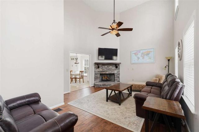 134 Nicholson Lane, Talking Rock, GA 30175