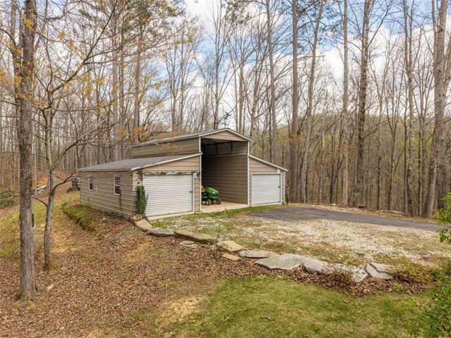 134 Nicholson Lane, Talking Rock, GA 30175