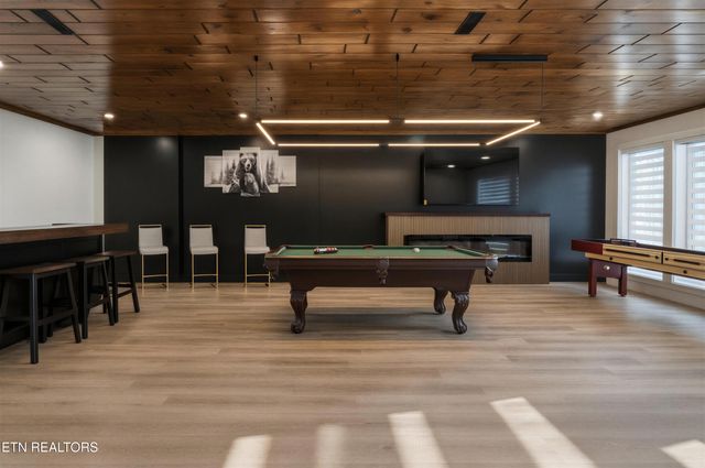 1924 Walker Tr, Sevierville, TN 37876