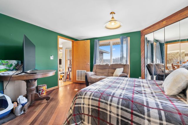 7350 Cedar Creek Road, Hope Twp, MI 49046