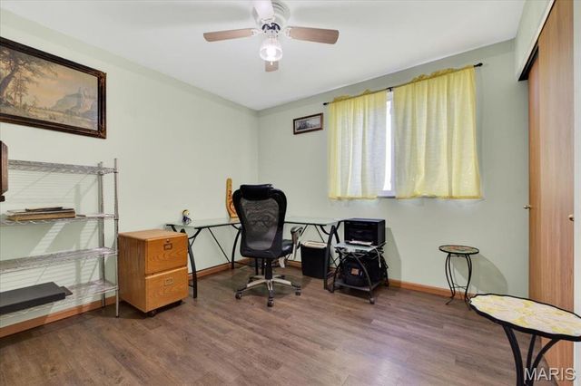 243 Wynstay Avenue, Valley Park, MO 63088