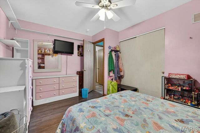 243 Wynstay Avenue, Valley Park, MO 63088