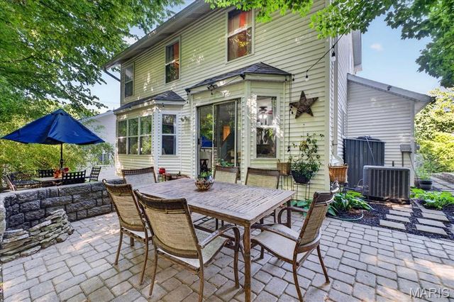 243 Wynstay Avenue, Valley Park, MO 63088