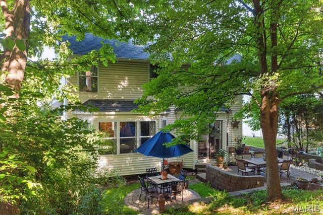 243 Wynstay Avenue, Valley Park, MO 63088