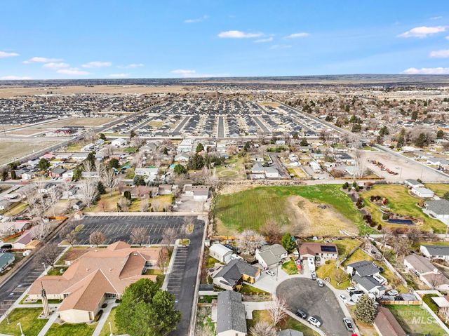 733 Beta Cir, Twin Falls, ID 83301