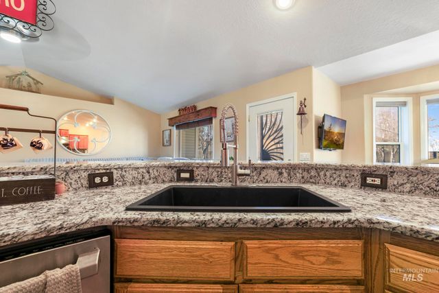 733 Beta Cir, Twin Falls, ID 83301