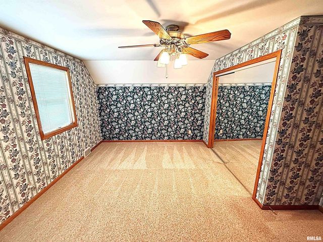 330 N MAIN Street, Walcott, IA 52773