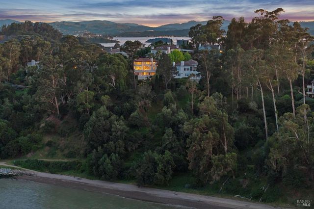44 Marin Bay Park Ct, San Rafael, CA 94901