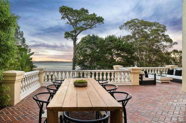 44 Marin Bay Park Ct, San Rafael, CA 94901