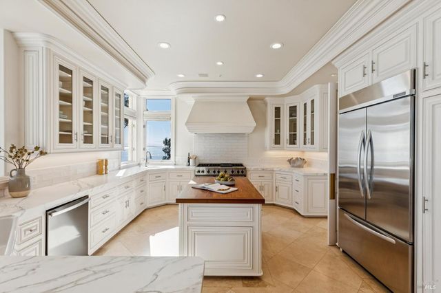 44 Marin Bay Park Ct, San Rafael, CA 94901