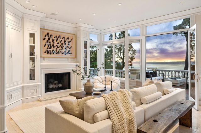 44 Marin Bay Park Ct, San Rafael, CA 94901