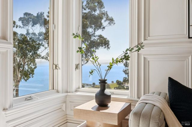 44 Marin Bay Park Ct, San Rafael, CA 94901