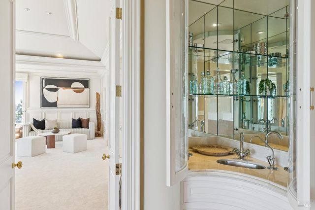 44 Marin Bay Park Ct, San Rafael, CA 94901