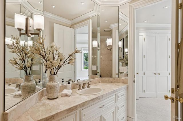 44 Marin Bay Park Ct, San Rafael, CA 94901