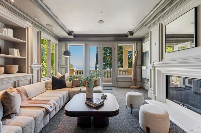 44 Marin Bay Park Ct, San Rafael, CA 94901