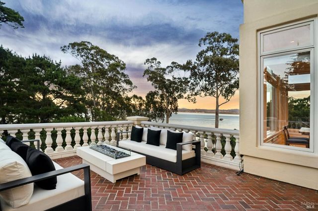 44 Marin Bay Park Ct, San Rafael, CA 94901