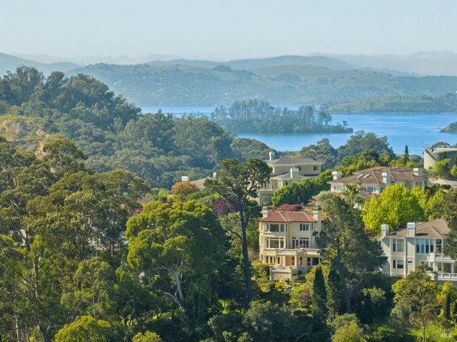 44 Marin Bay Park Ct, San Rafael, CA 94901