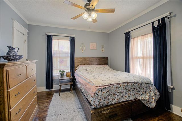 3116 E Linwood Boulevard, Kansas City, MO 64128