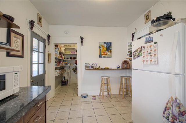 3116 E Linwood Boulevard, Kansas City, MO 64128