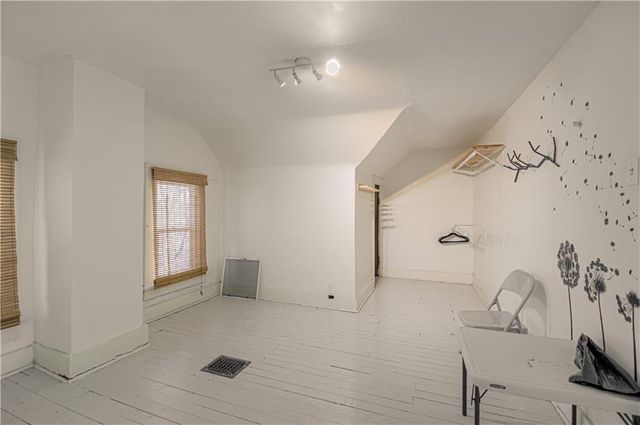 3116 E Linwood Boulevard, Kansas City, MO 64128