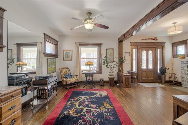 3116 E Linwood Boulevard, Kansas City, MO 64128