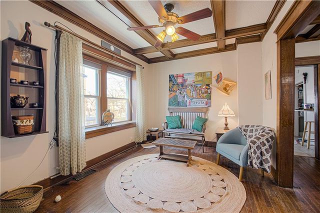 3116 E Linwood Boulevard, Kansas City, MO 64128