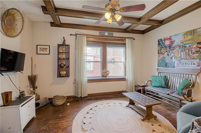 3116 E Linwood Boulevard, Kansas City, MO 64128