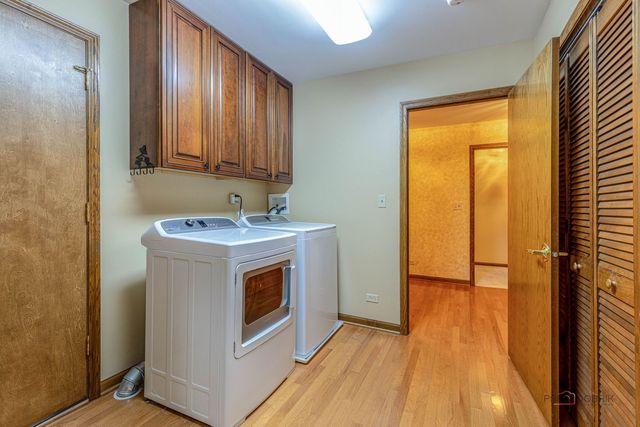 822 Brian Court, Gurnee, IL 60031