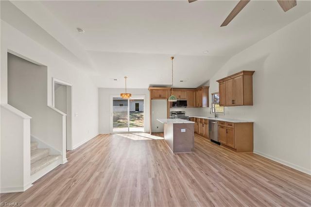 252 Pilotview Loop, Stokesdale, NC 27025