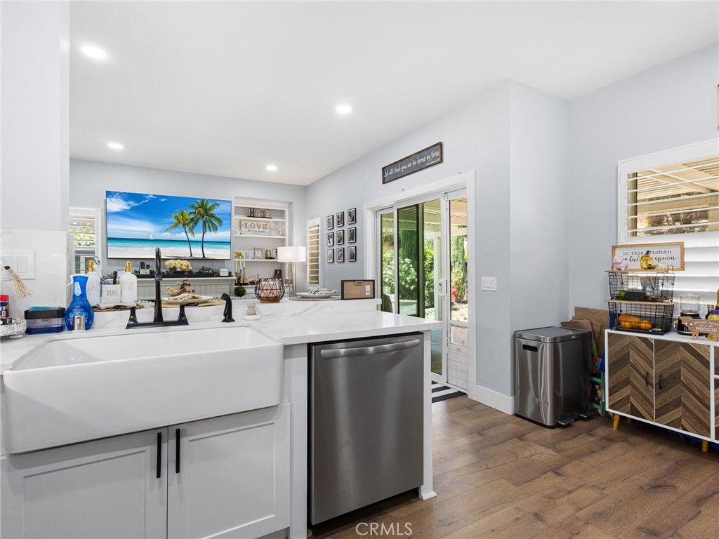 Image 24 of property listing at 31422 Heitz, Temecula, CA 92591