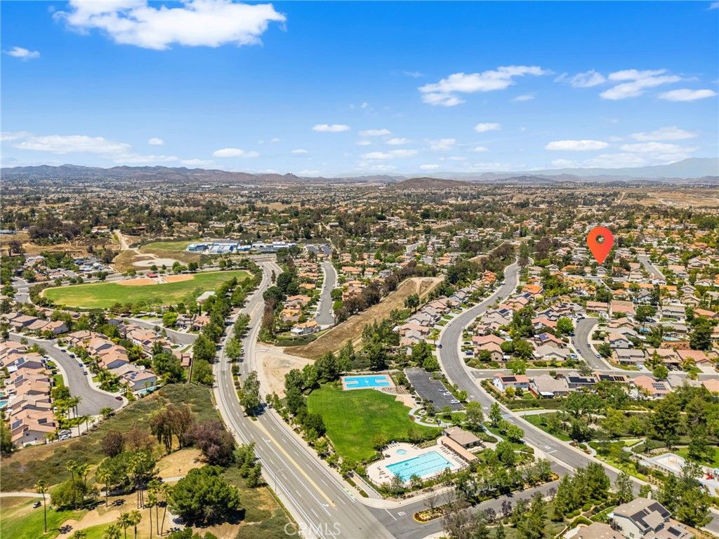 Image 42 of property listing at 31422 Heitz, Temecula, CA 92591