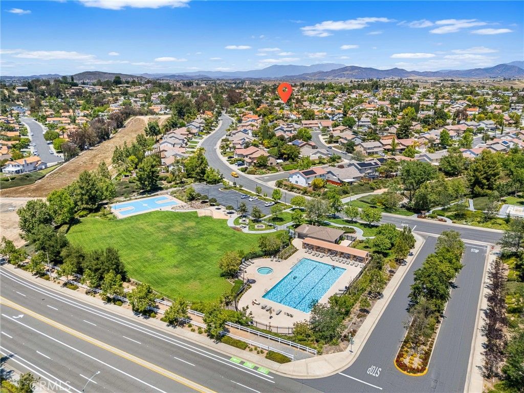 Image 43 of property listing at 31422 Heitz, Temecula, CA 92591