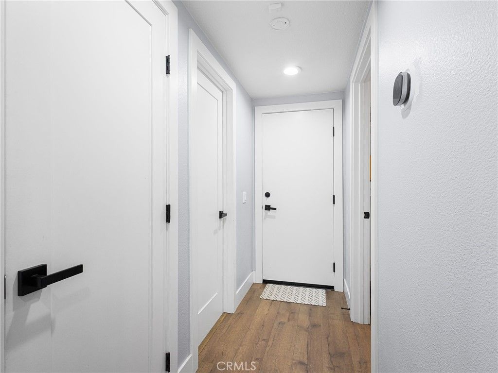 Image 9 of property listing at 31422 Heitz, Temecula, CA 92591