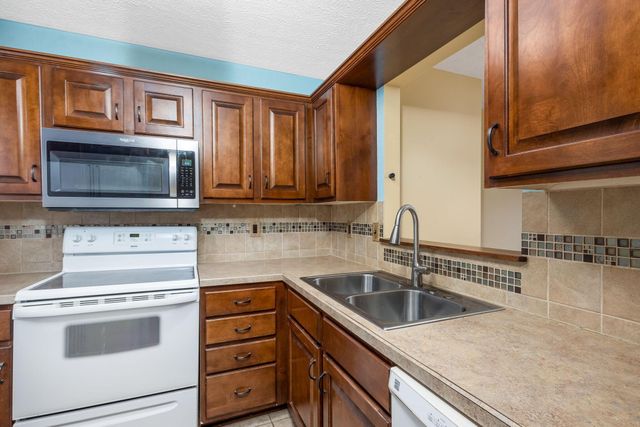 2325 Sandman Drive, 69D, Columbus, OH 43235