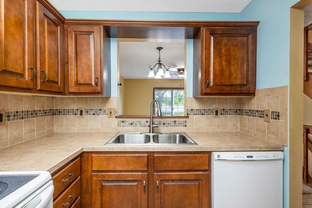 2325 Sandman Drive, 69D, Columbus, OH 43235