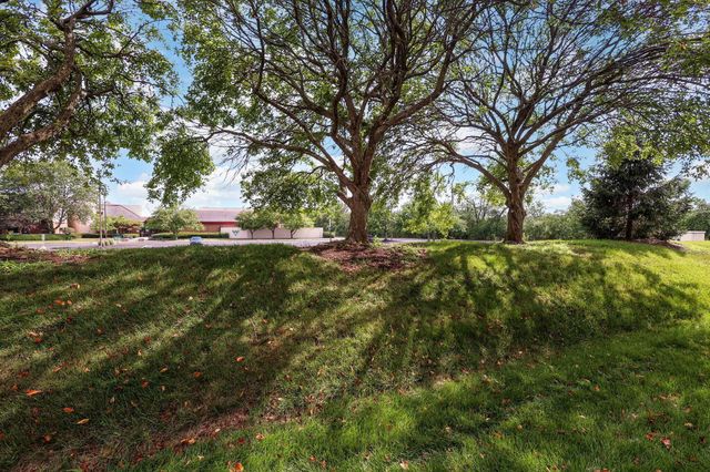 2325 Sandman Drive, 69D, Columbus, OH 43235