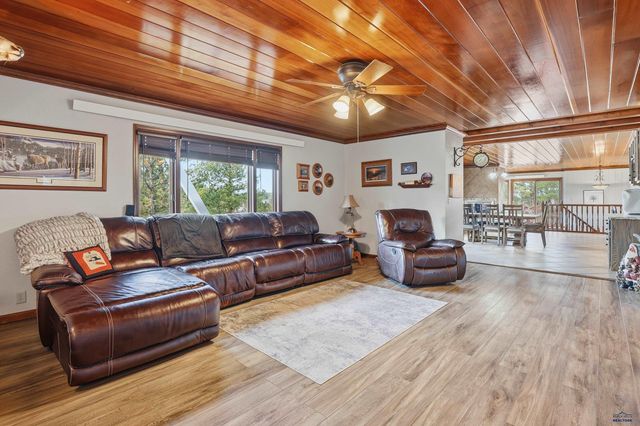 23791 GOLDEN HILLS DR, Rapid City, SD 57702