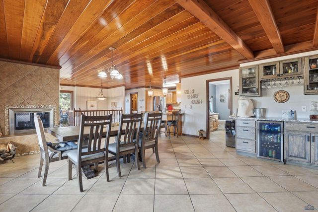 23791 GOLDEN HILLS DR, Rapid City, SD 57702