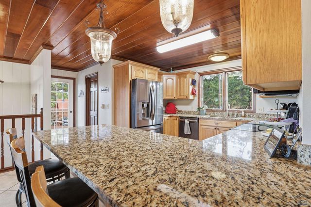 23791 GOLDEN HILLS DR, Rapid City, SD 57702