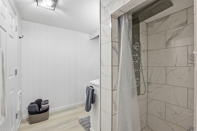 23791 GOLDEN HILLS DR, Rapid City, SD 57702