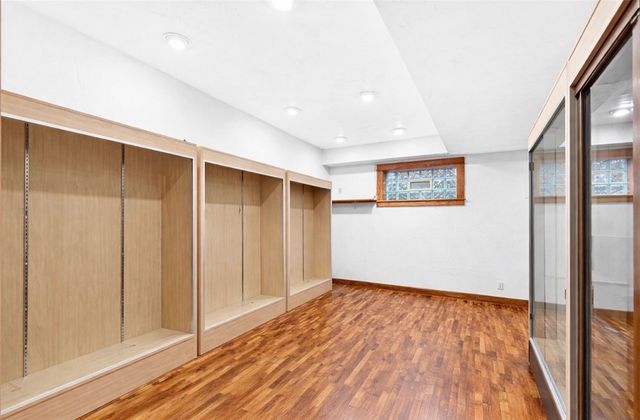 132 Twin Oaks Ln, Penn Twp, PA 15085