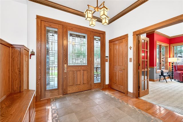 132 Twin Oaks Ln, Penn Twp, PA 15085