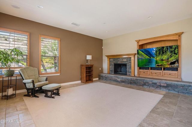 122 Via Sandra, Newbury Park, CA 91320