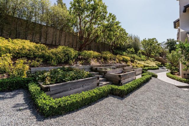 122 Via Sandra, Newbury Park, CA 91320