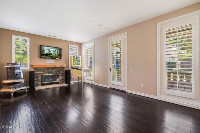 122 Via Sandra, Newbury Park, CA 91320