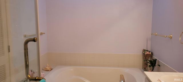 3527 Bent Oak Trail, Elkhart, IN 46517